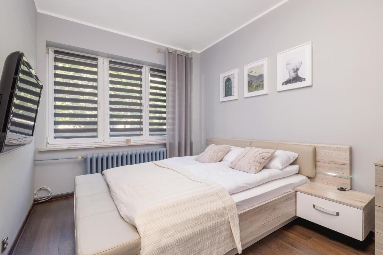 Stylish Korfantego Apartment Next To Spodek By Noclegi Renters Katoviçe Dış mekan fotoğraf