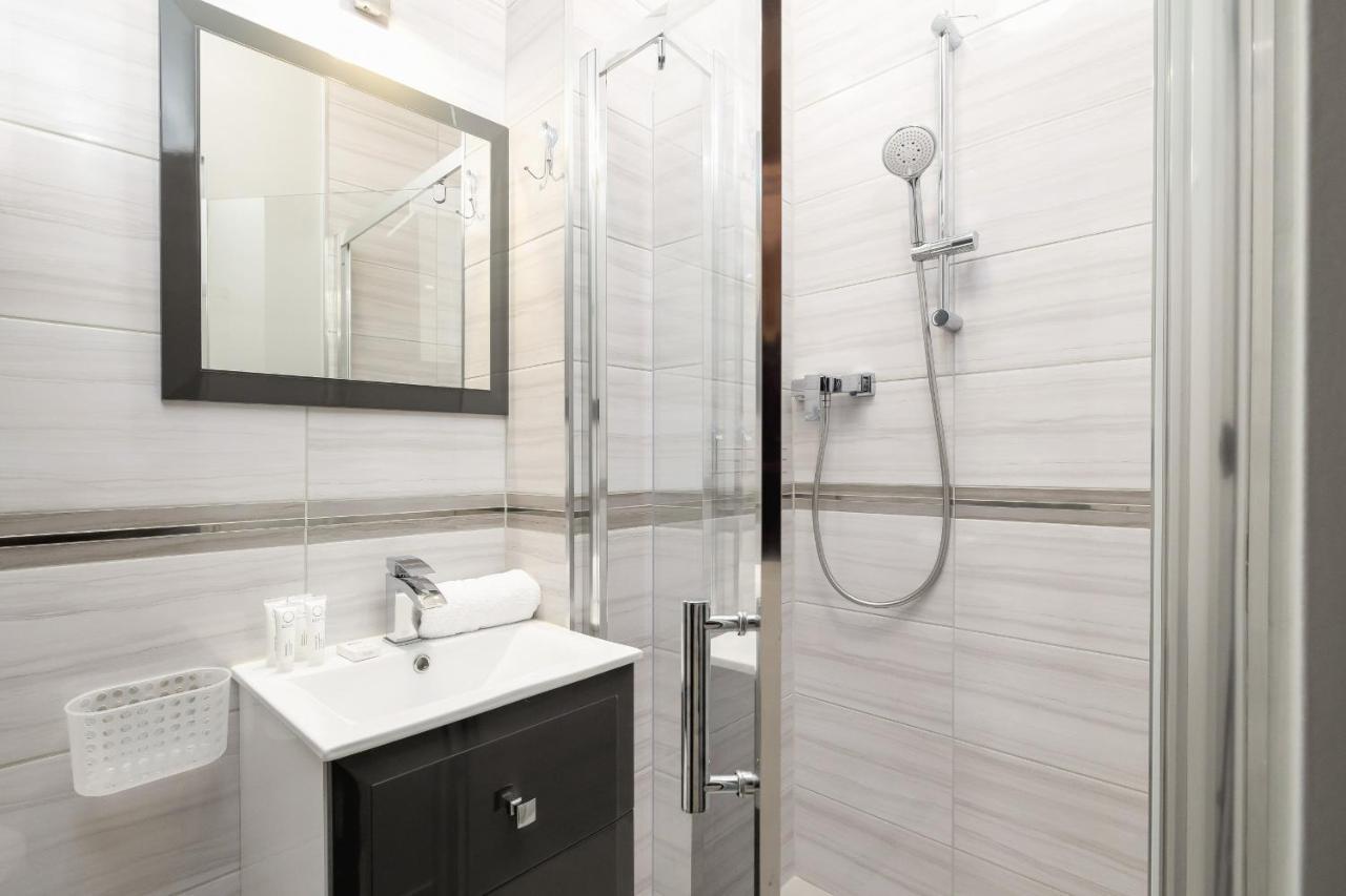 Stylish Korfantego Apartment Next To Spodek By Noclegi Renters Katoviçe Dış mekan fotoğraf